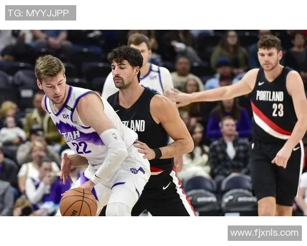 格兰特火力全开半场高效砍下16分次节独得12分成球队进攻核心