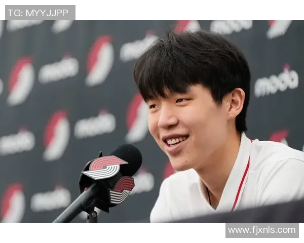 斯普利特深度了解杨瀚森曾亲授内线技巧赛翁失马或成球队隐藏收获